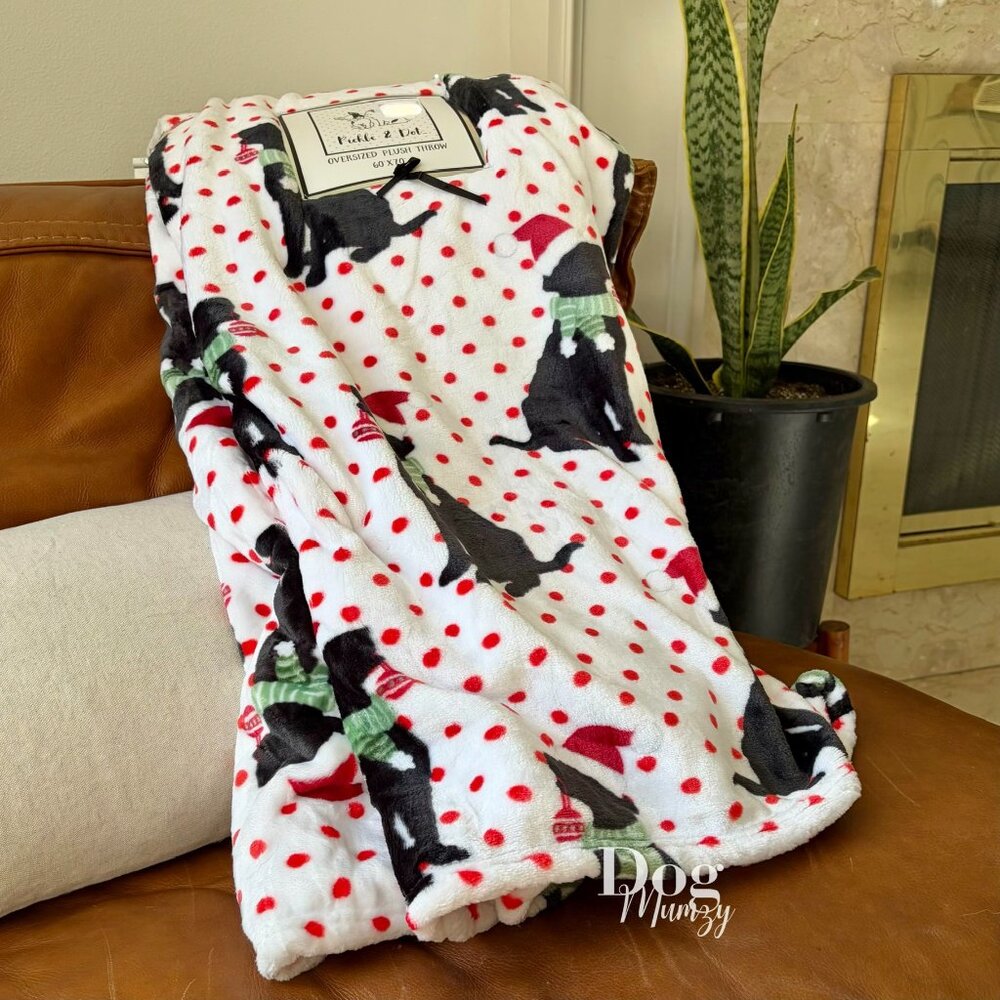 Pickle and Dot Labrador Polka Dot Throw